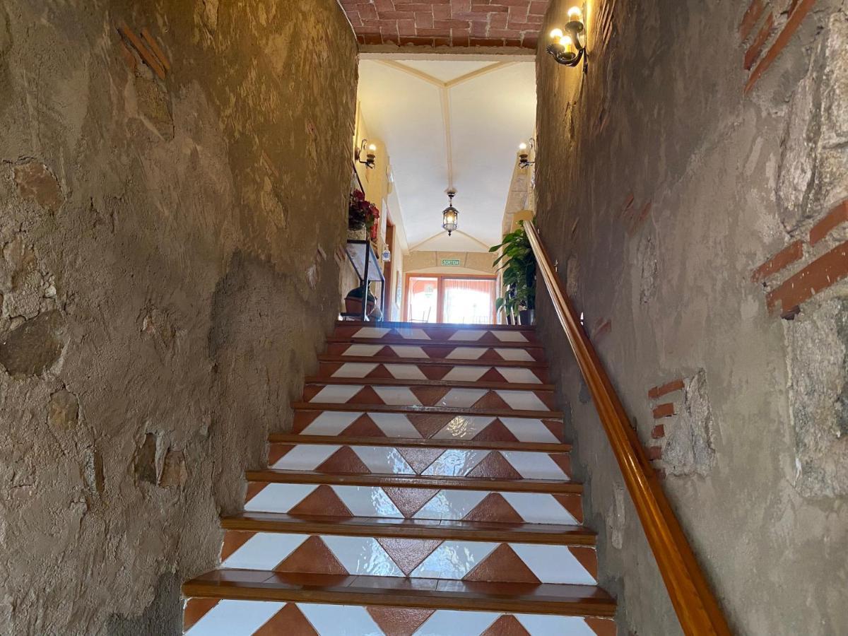 Hotel Rural Cal Amadeu Vilanova de Escornalbou Eksteriør bilde